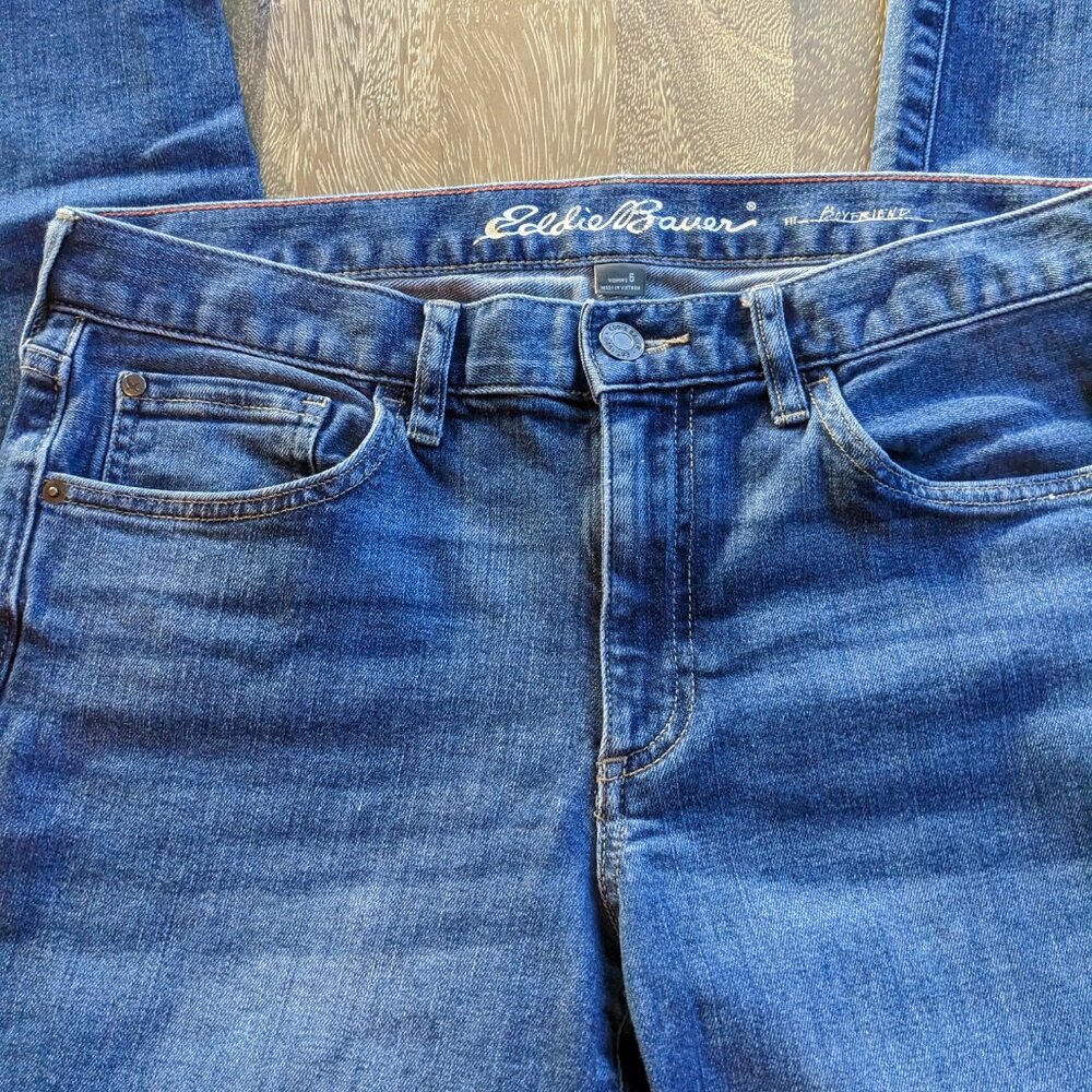 Eddie Bauer Boyfriend Medium Wash 5 Pocket Distressed Blue Denim Jeans, Size 6